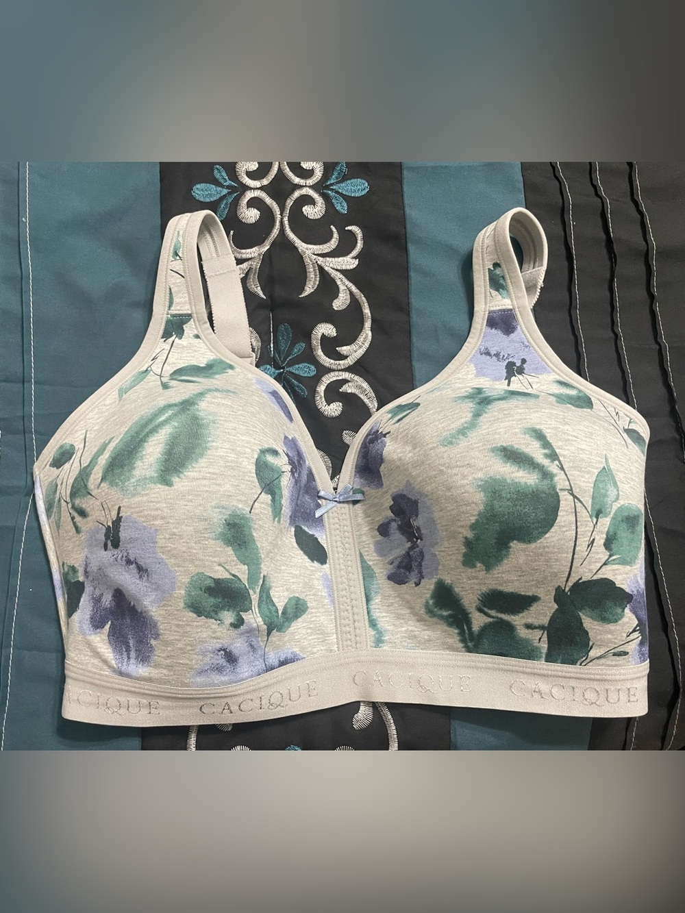 Cacique gray Floral Wireless Bra with Green and Blue Print